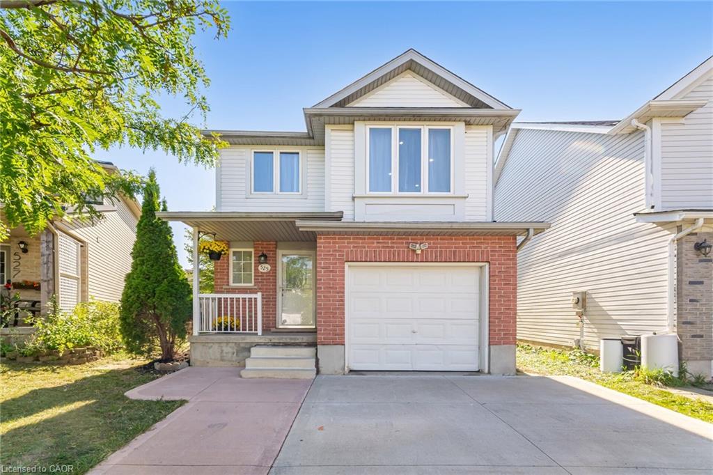 525 Chablis Dr, Waterloo, ON N2T 2Y1