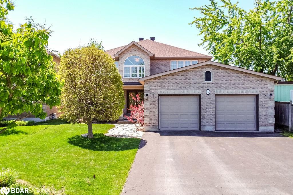 5 Newberry Ct, Barrie, ON L4N 0M9
