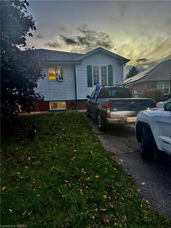 40 Ivy Cres, Brant, ON N3L 4A9