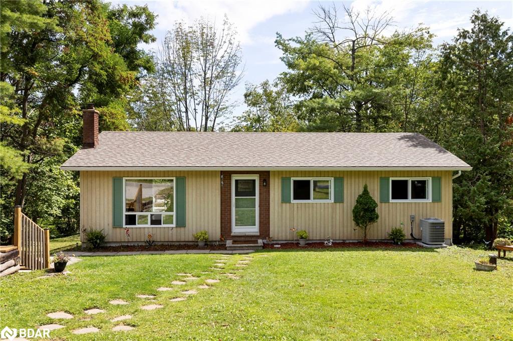 4297 Huronia Rd, Severn, ON L3V 0G6