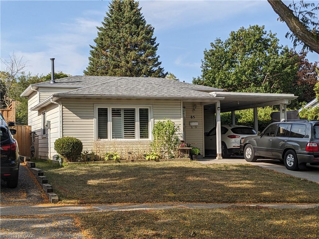 85 Christopher Dr, Waterloo, ON N2J 4J6