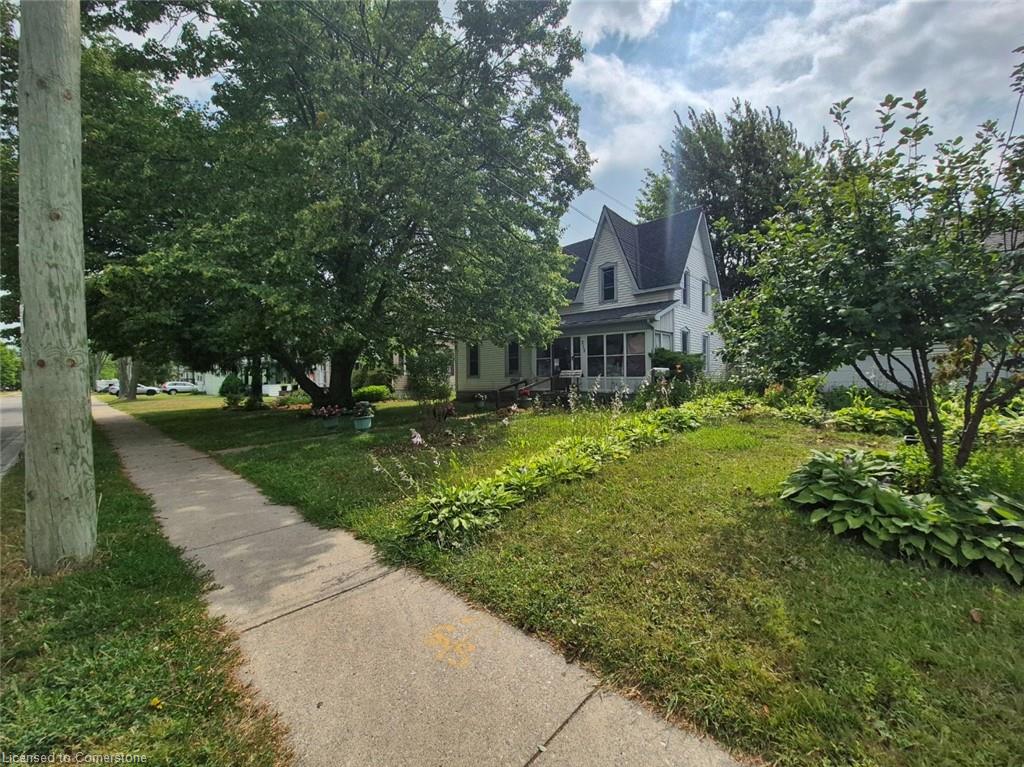 713 Cedar St, Dunnville, ON N1A 2J9