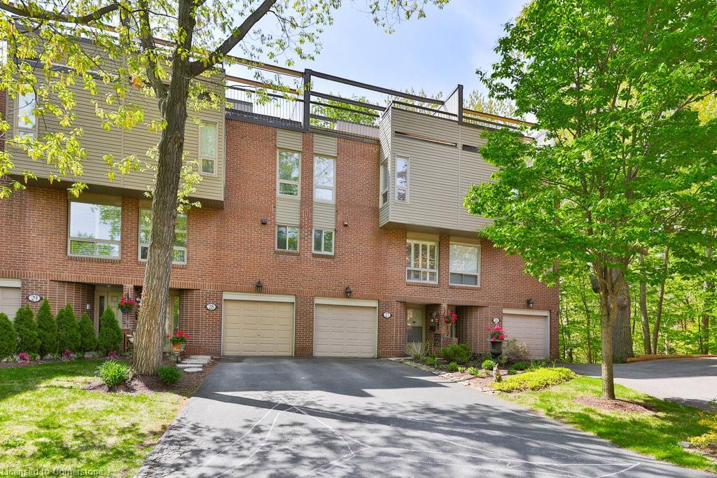 1250 Marlborough Court Unit 27, Oakville, ON L6H 2W7