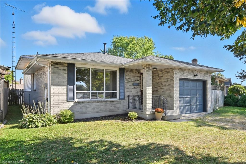 6346 Charnwood Ave, Niagara Falls, ON L2H 2K7