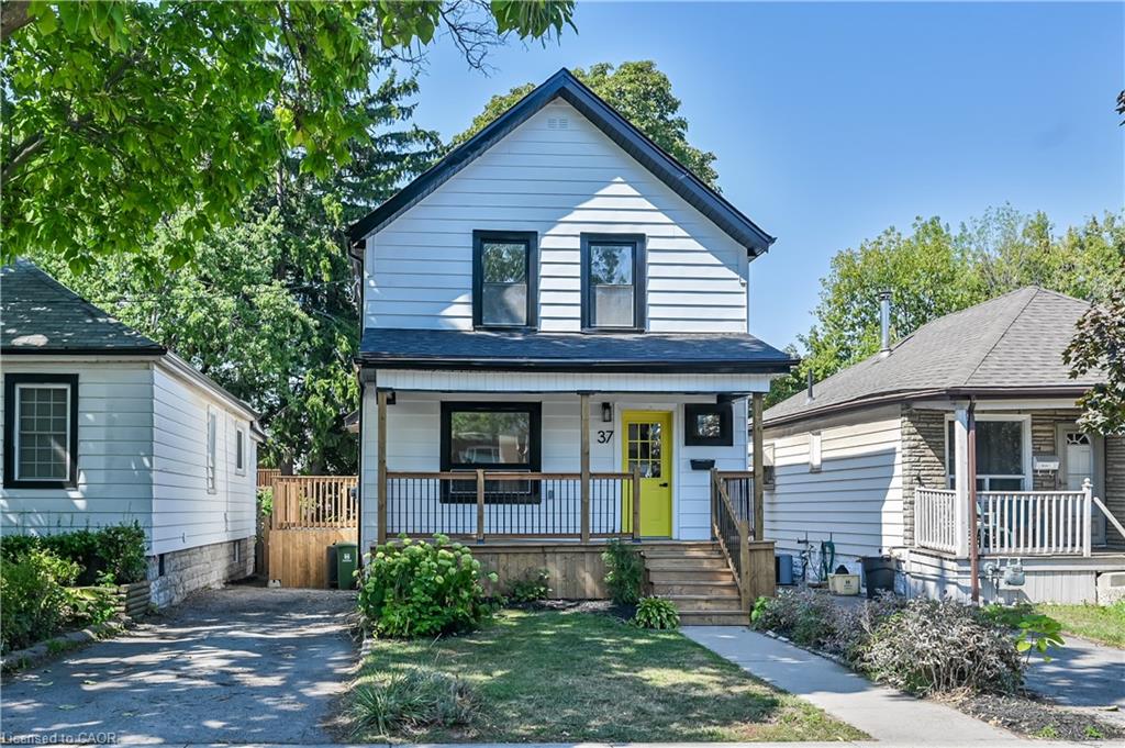 37 Wexford Ave N, Hamilton, ON L8H 4M2