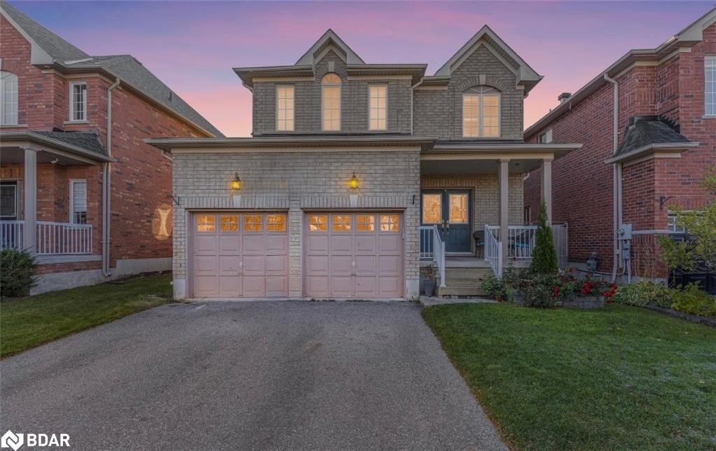 31 Connaught Ln, Barrie, ON L4M 0A6