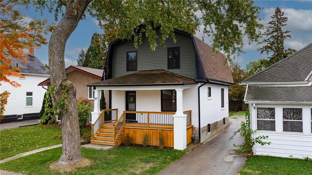 97 Well St, Stratford, ON N5A 4L9