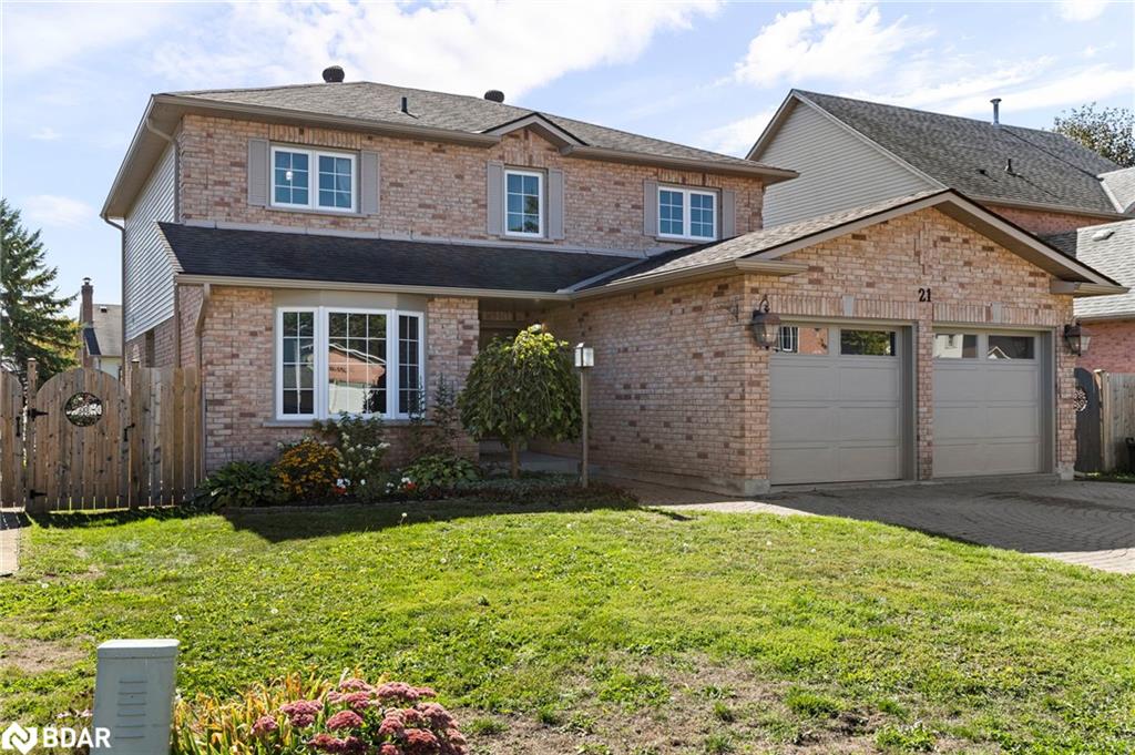 21 Brandon Cres, Orillia, ON L3V 7P5