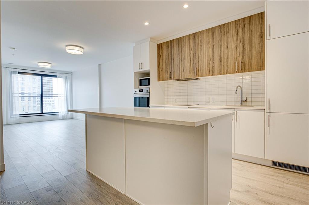 181 King Street S Unit 710, Waterloo, ON N2J 1P7