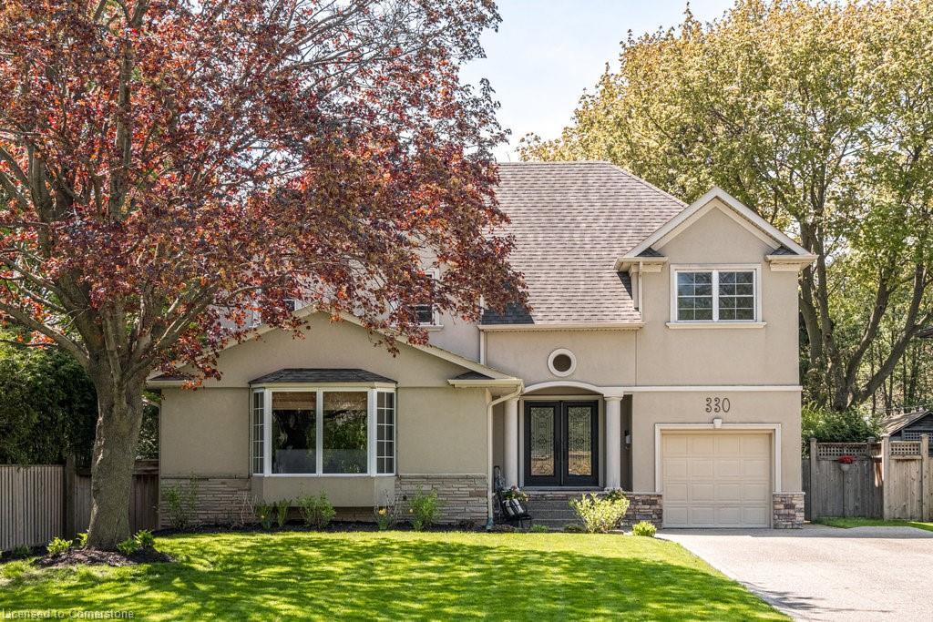 330 Strathcona Dr, Burlington, ON L7L 2E3