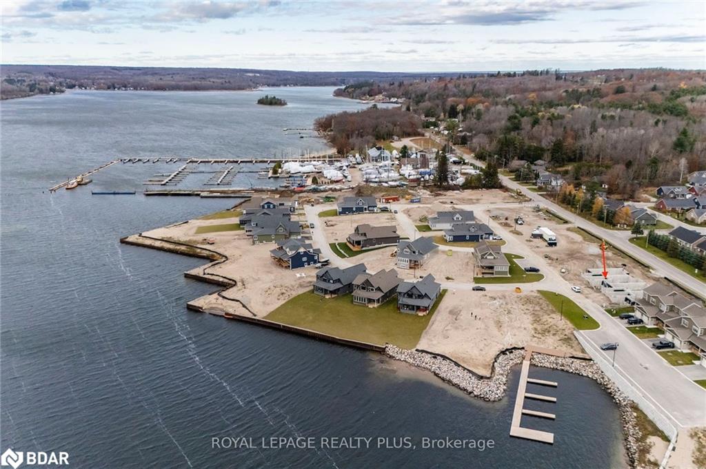 17 Quarry Rd, Penetanguishene, ON L9M 0W6