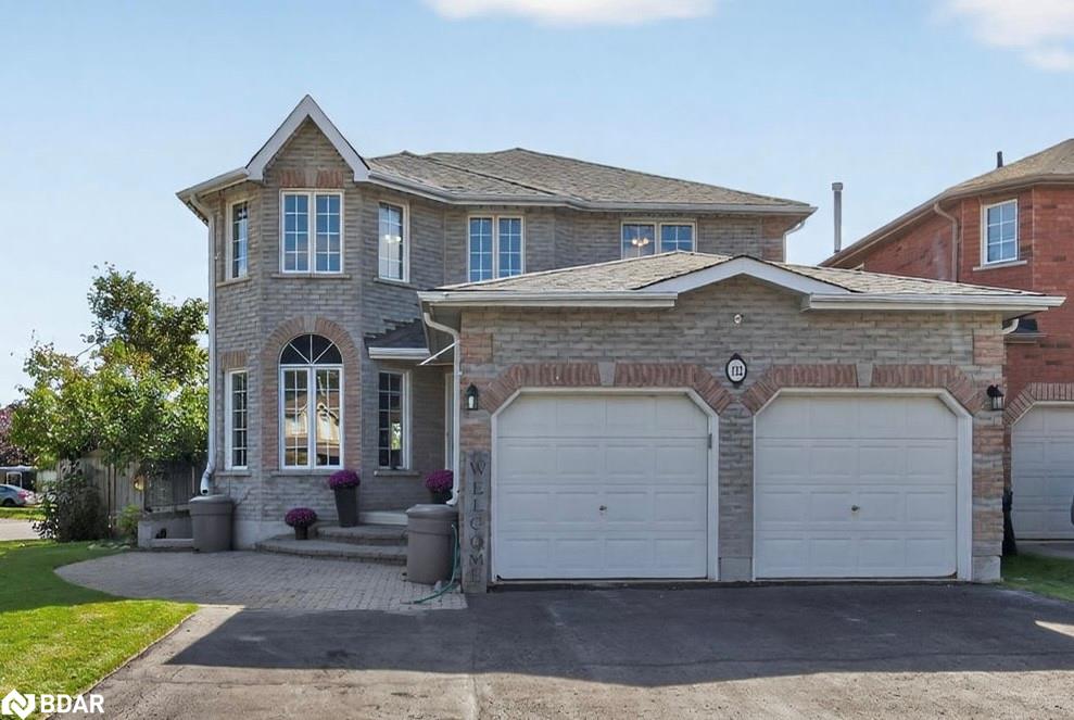 122 Northview Cres, Barrie, ON L4N 9T7