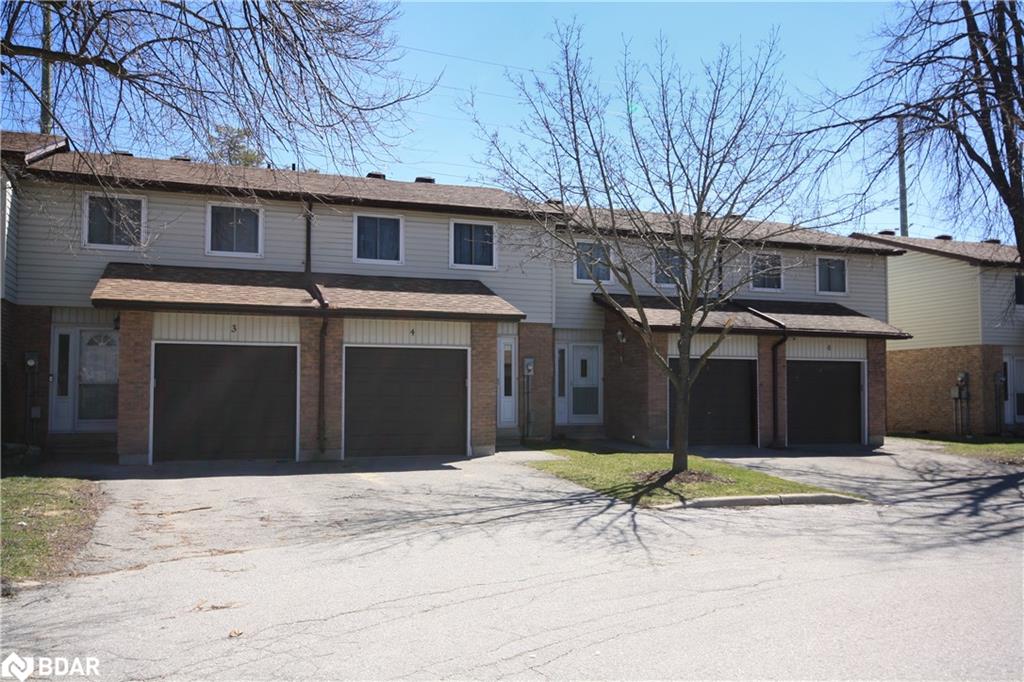 261 Rose Street Unit 4, Barrie, ON L4M 2V3
