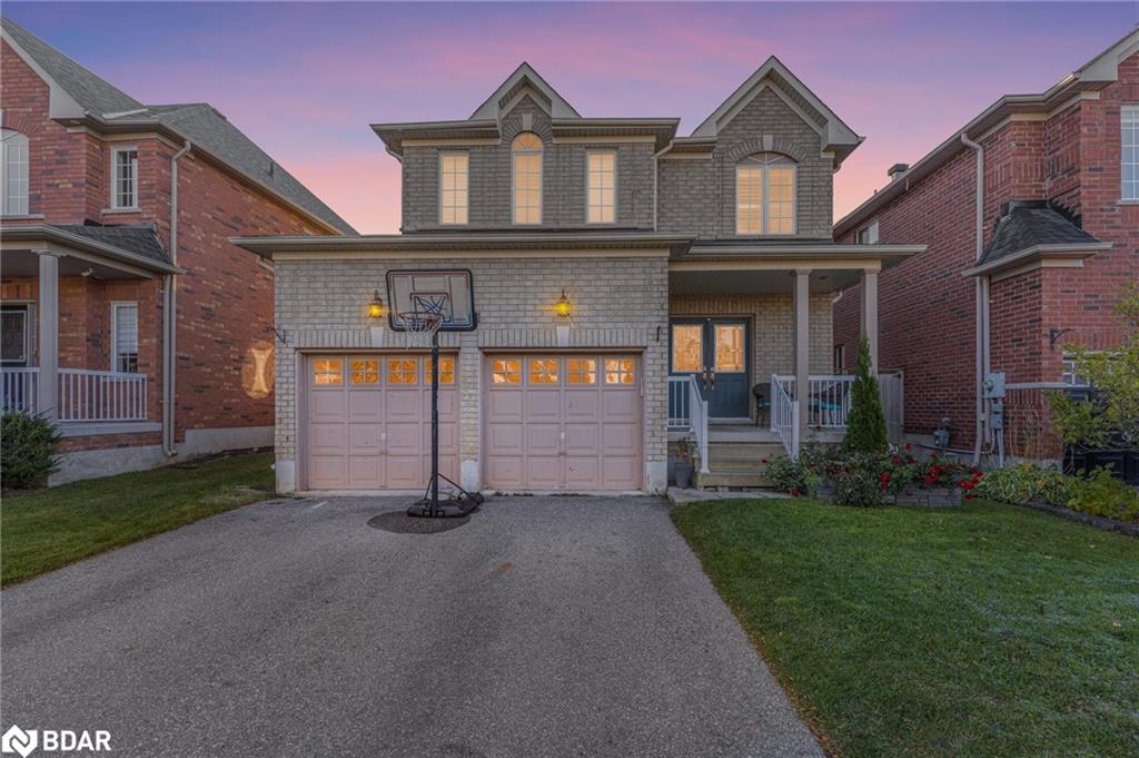 31 Connaught Ln, Barrie, ON L4M 0A6