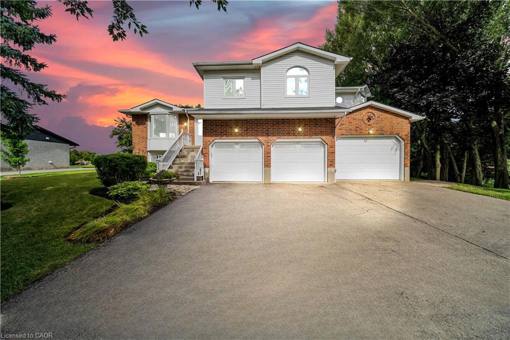 170 Elmslie Pl, Centre Wellington, ON N0B 1S0