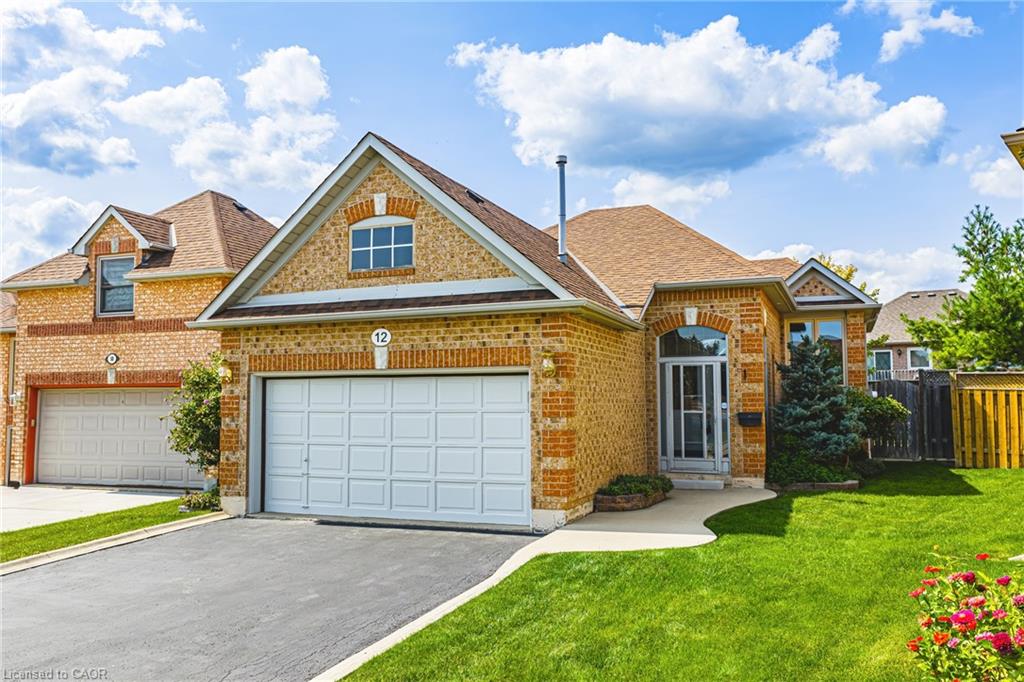 12 Summerfield Cres, Brampton, ON L6X 4L3