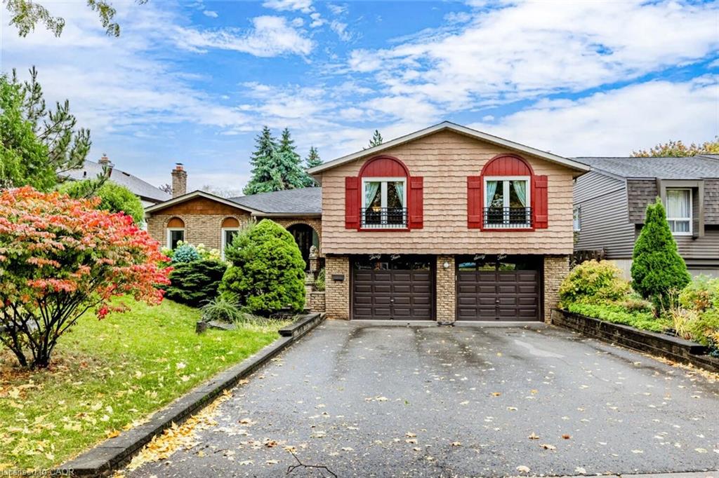 3465 Rubens Ct, Burlington, ON L7N 3K3