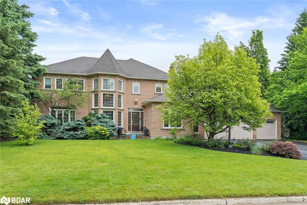 3 Thomas Ct, Halton Hills, ON L7G 5G7