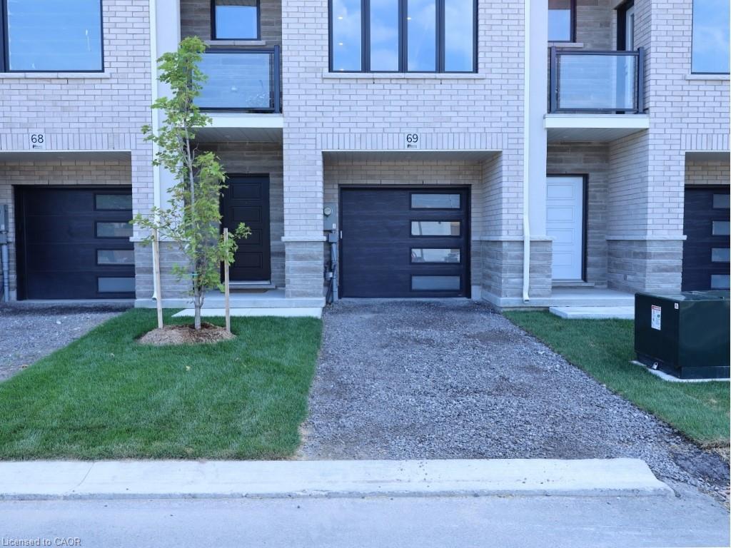 292 Vine Street Unit 69, St. Catharines, ON L2M 4T3