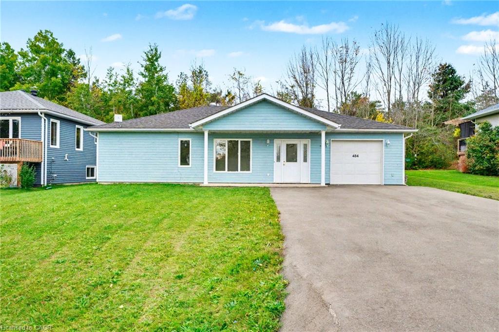 484 7th Avenue, Tay, ON L0K 1R0