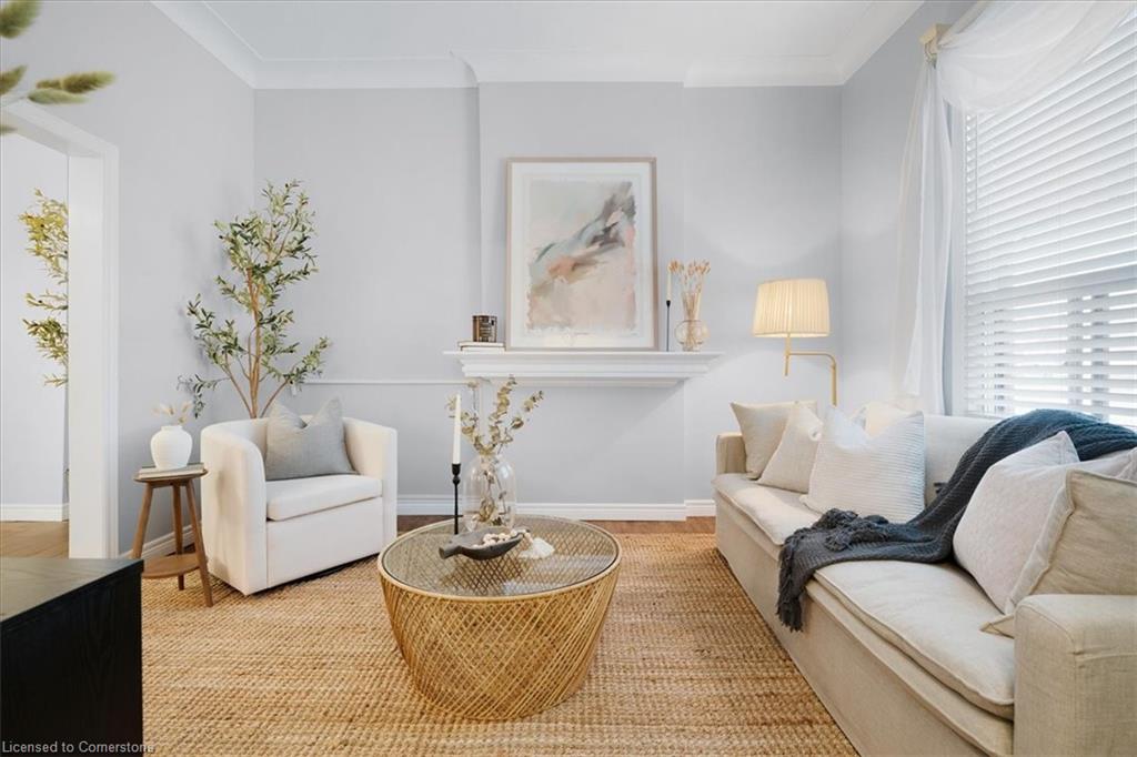 263 Mary St, Hamilton, ON L8L 4W2