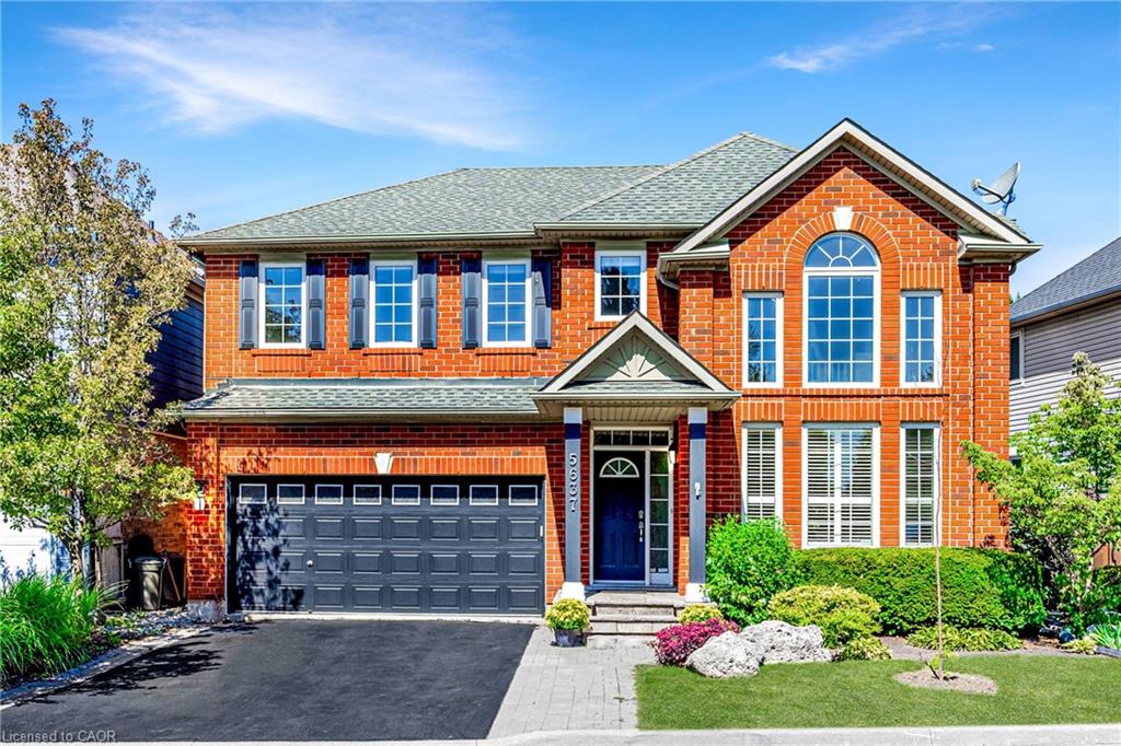 5637 Roseville Ct, Burlington, ON L7L 6V3