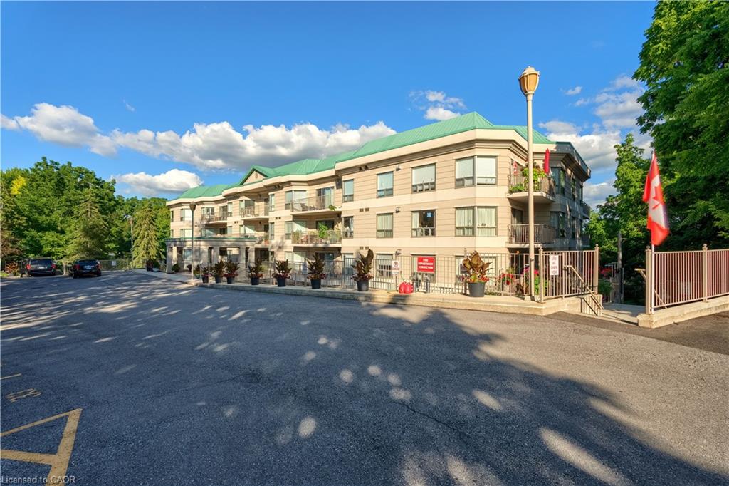 24 Chapel Street Unit 206, Halton Hills, ON L7G 6A7