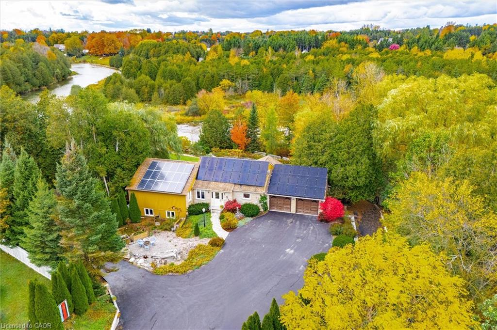 8060 Wellington Rd 18 Rd, Centre Wellington, ON N1M 2W5