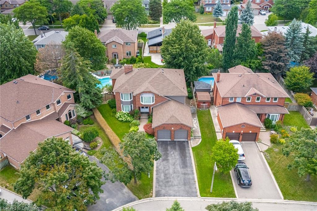15 Brookbank Ct, Brampton, ON L6Z 3G4