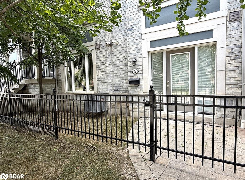 3015 Destination Drive Unit 5, Mississauga, ON L5M 0P3