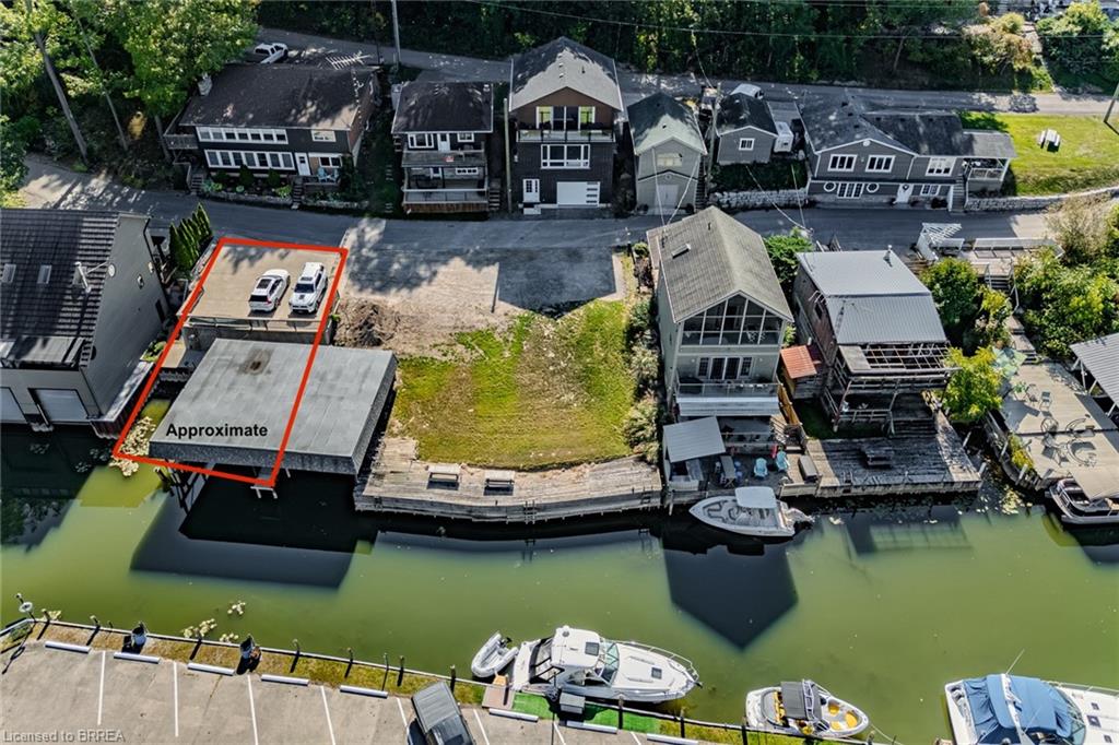 3 Douglas St, Port Dover, ON N0A 1N7