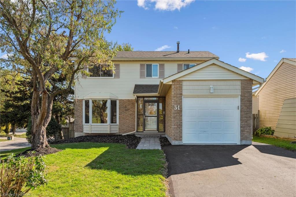31 Parkland Cres, Kitchener, ON N2N 1R5