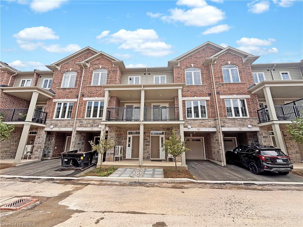 677 Park Road N Unit 95, Brantford, ON N3R 0C2