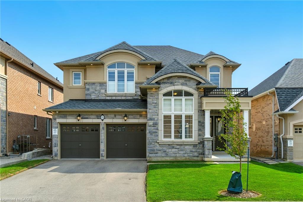 15 Robarts Dr, Hamilton, ON L9K 0H6