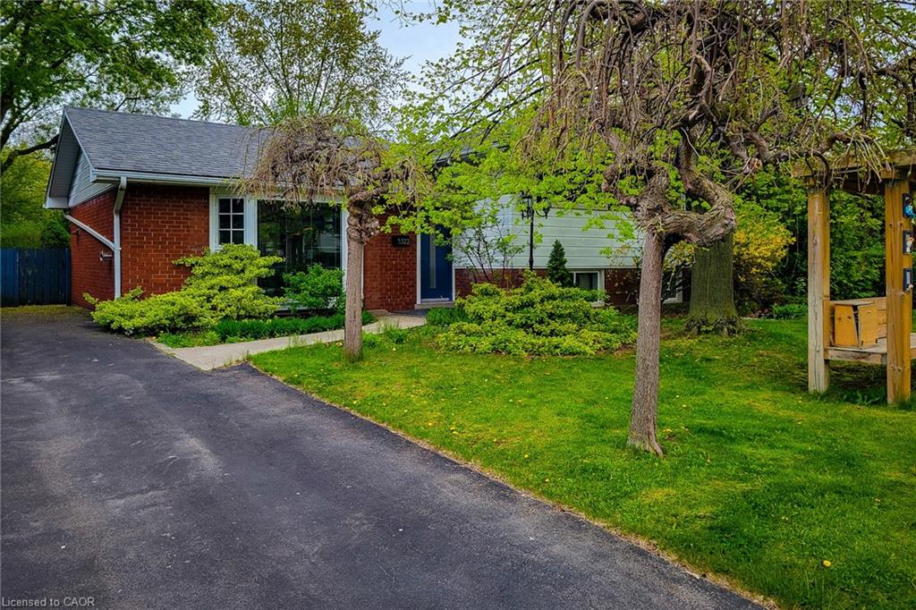 5322 Windermere Dr, Burlington, ON L7L 3M1