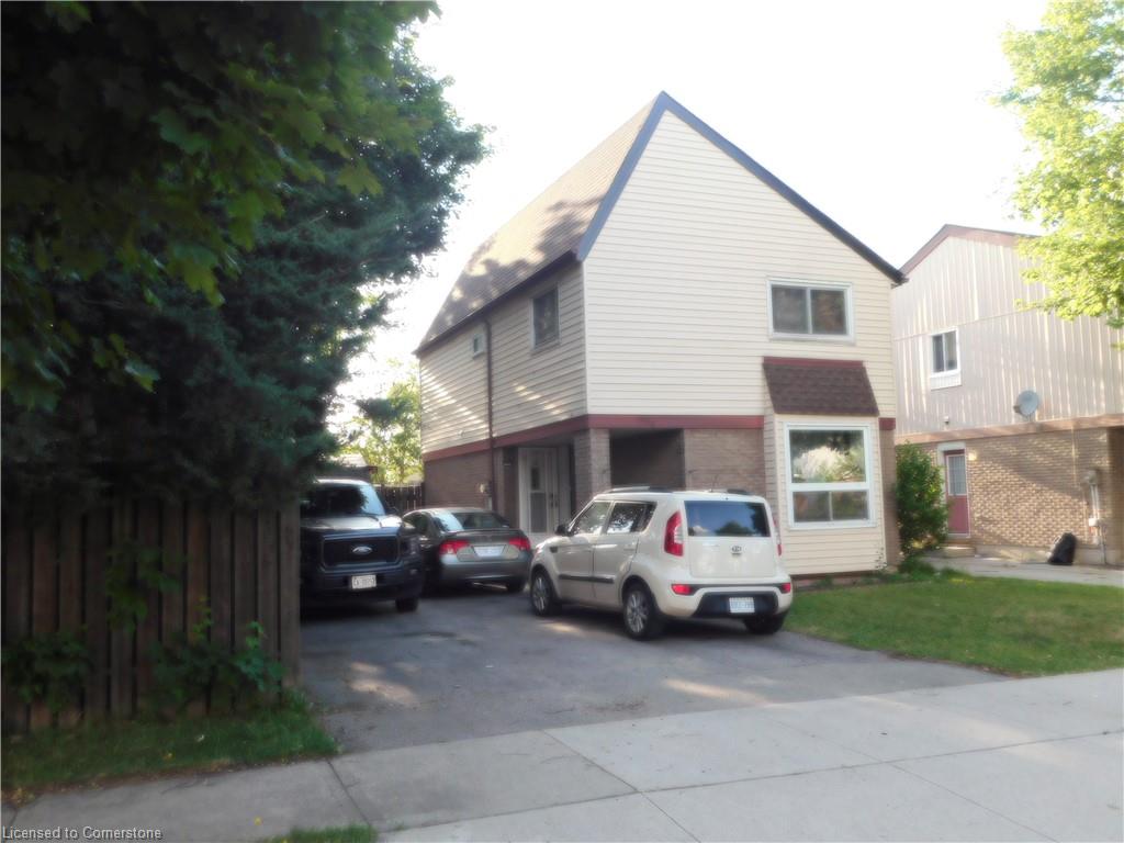 408 E 21st St, Hamilton, ON L8V 2V2