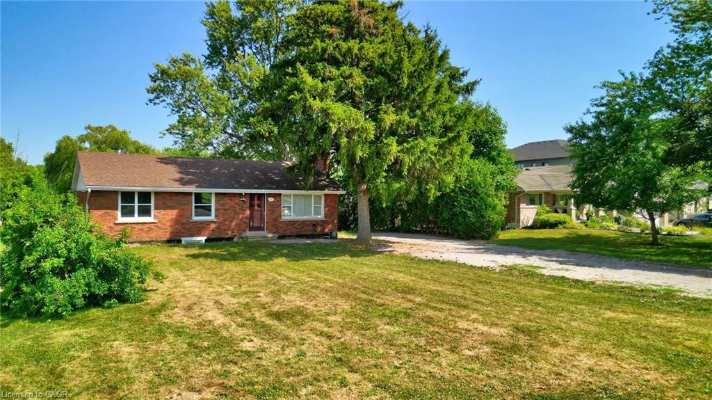 167 Miles Rd, Hamilton, ON L8W 1E2