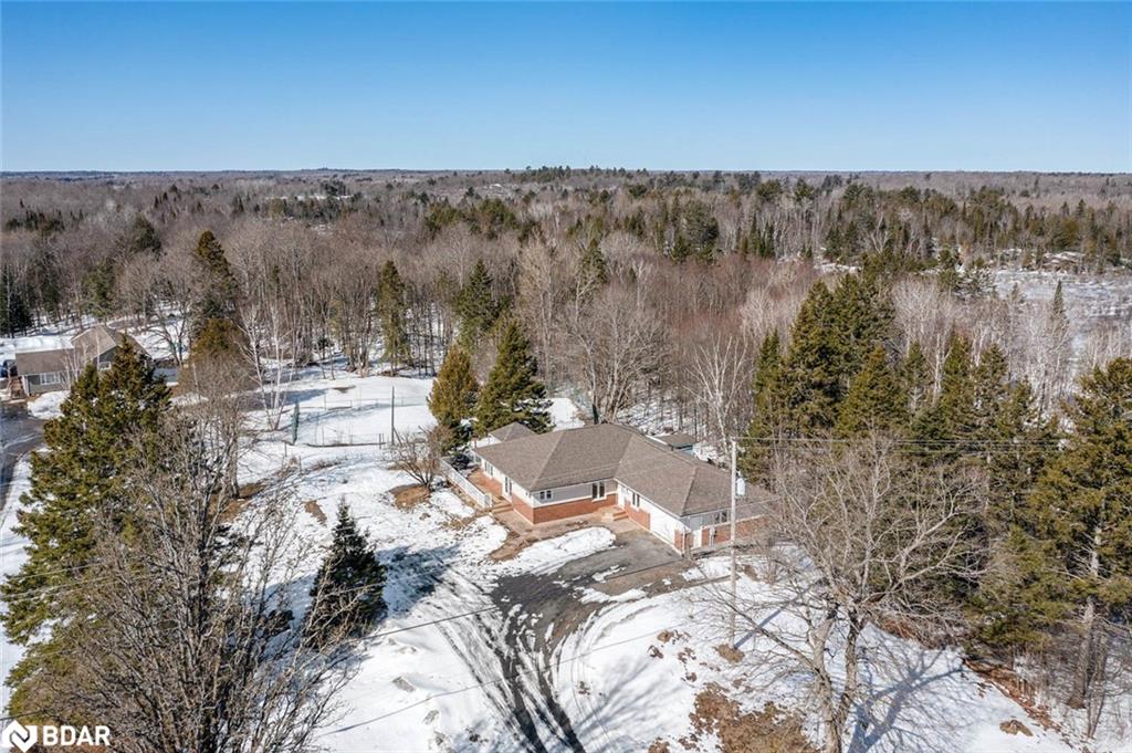 243 Centre Rd, McKellar, ON P2A 0B4