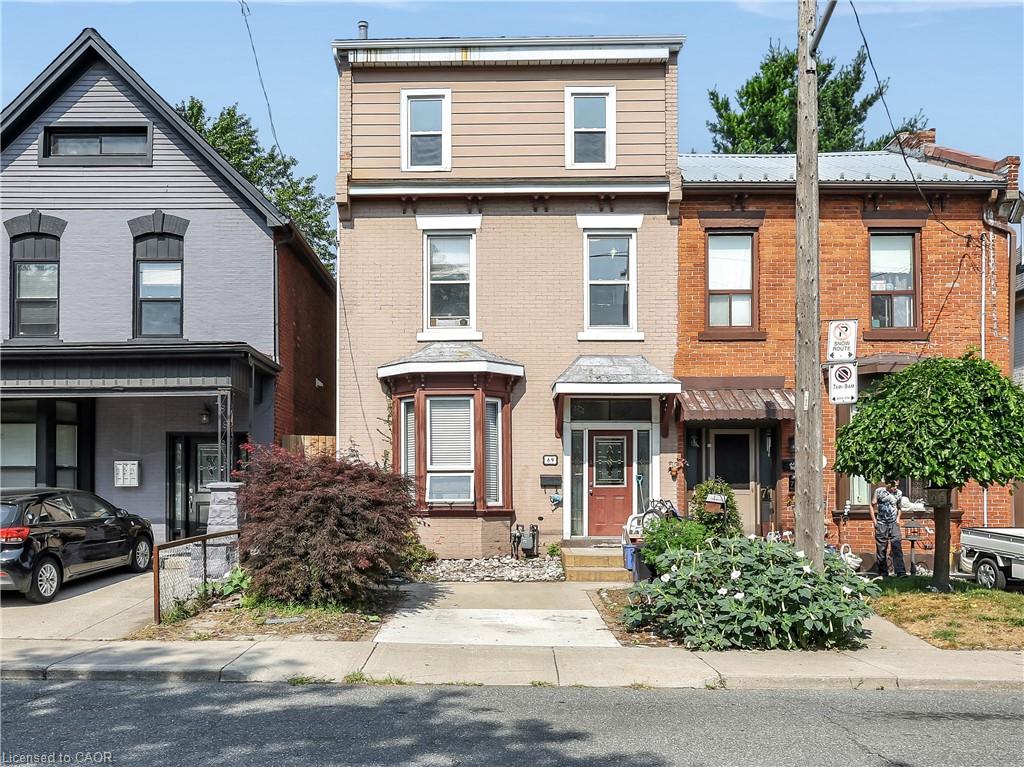 69 Victoria Ave N, Hamilton, ON L8L 5E3