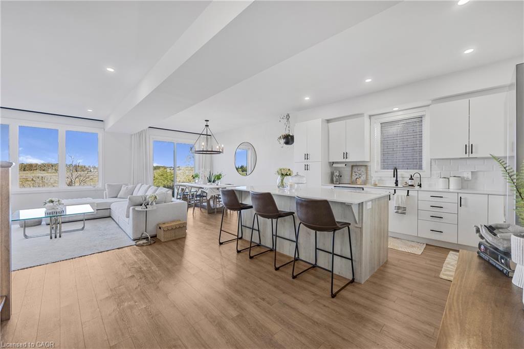 52 Bedrock Dr, Hamilton, ON L8J 0K6