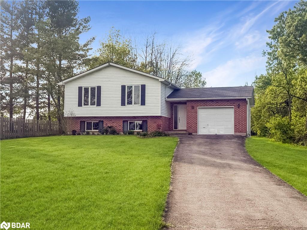 691 Addington St, Stone Mills, ON K0K 3G0