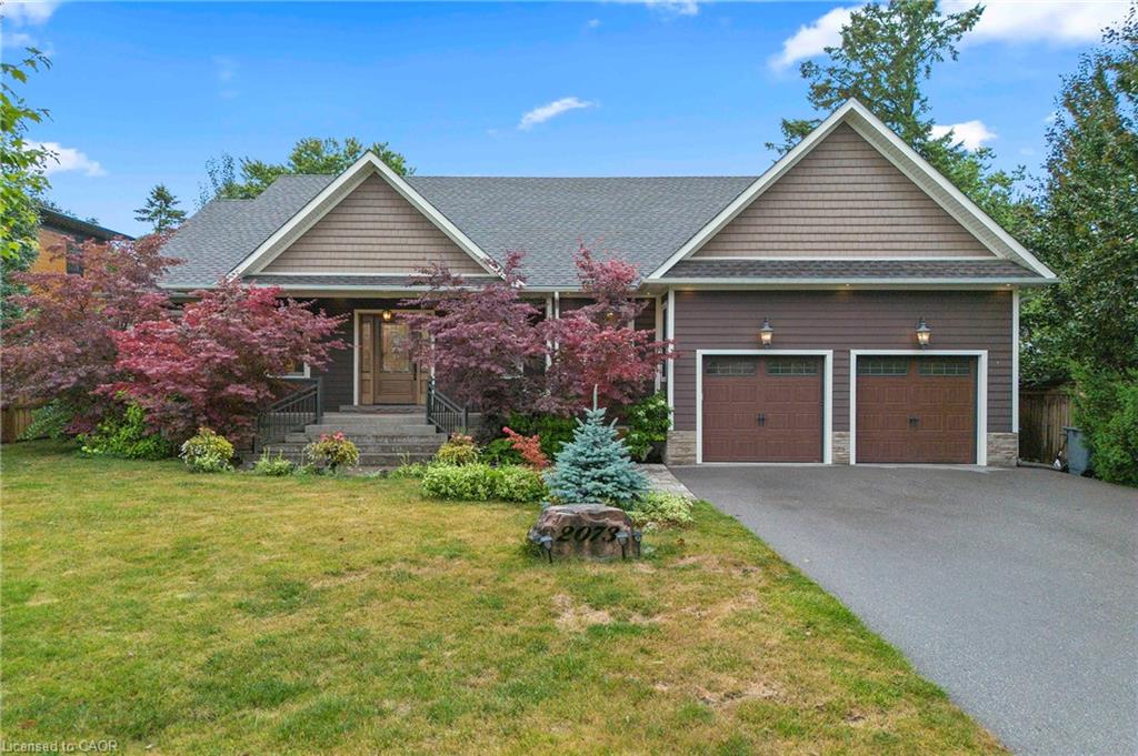 2073 Deramore Dr, Oakville, ON L6J 2P7