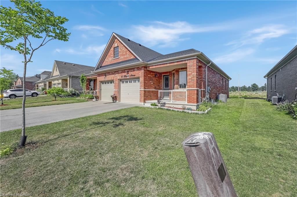45 Harvest Ave, Tillsonburg, ON N4G 0H9