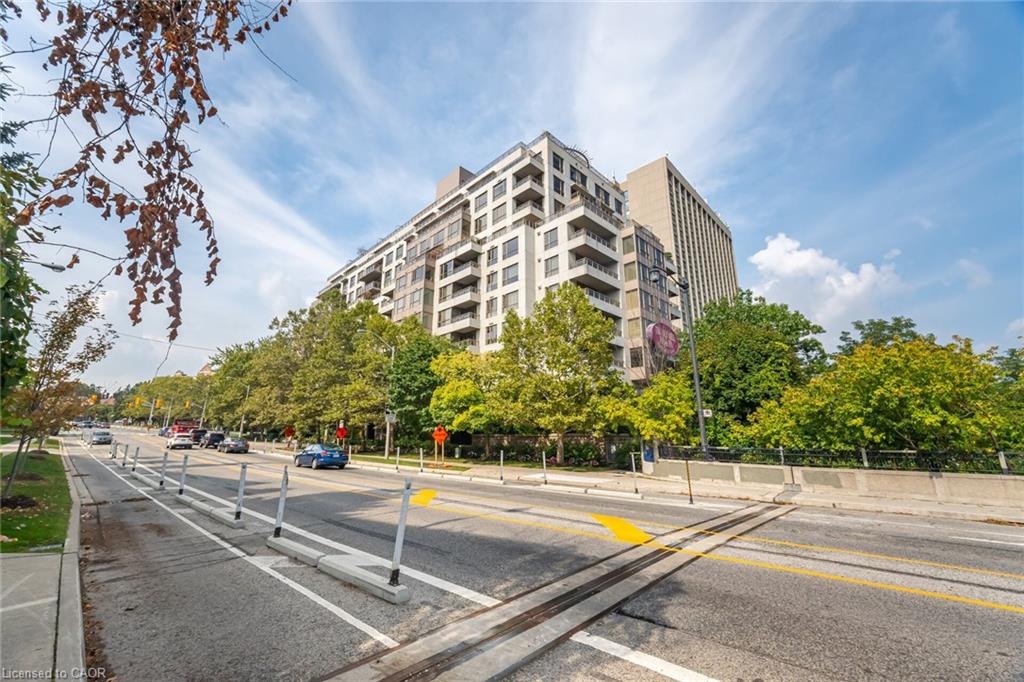 2662 Bloor Street W Unit Ph-1108, Toronto, ON M8X 2Z7
