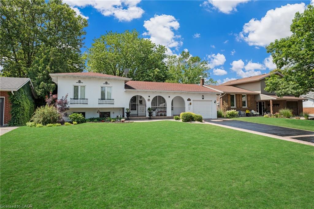 4200 Eastdale Dr, Beamsville, ON L3J 0N3