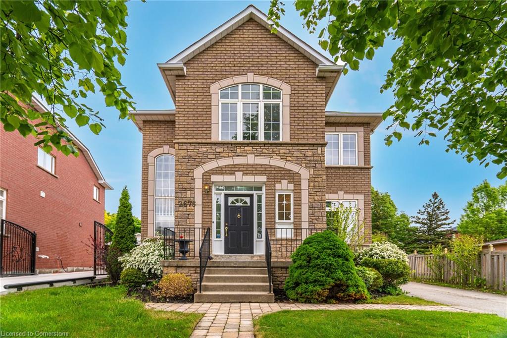 2676 Castle Hill Cres, Oakville, ON L6H 6J1