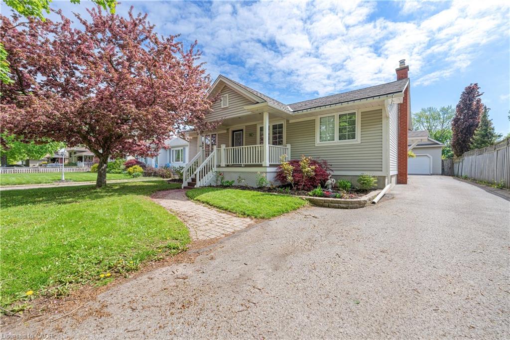56 Dunkeld Ave, St. Catharines, ON L2M 4A7