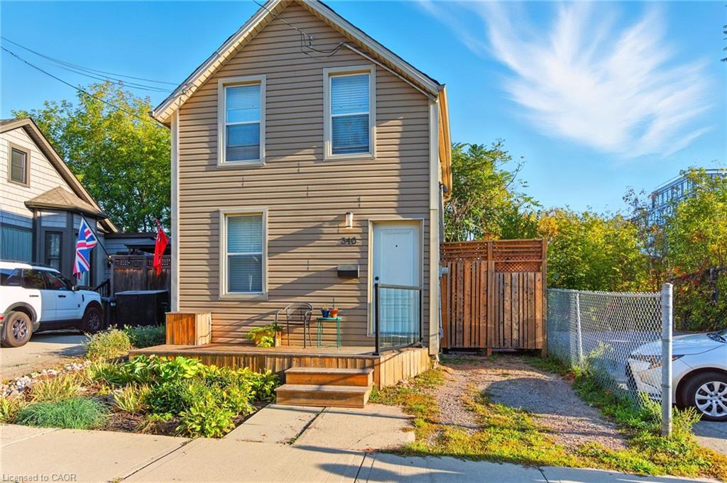 346 Hunter St W, Hamilton, ON L8P 1S7