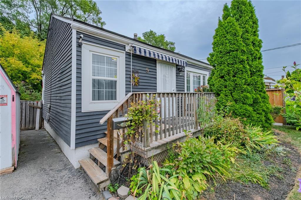 5 Dalhousie Ave, Hamilton, ON L8L 3J4