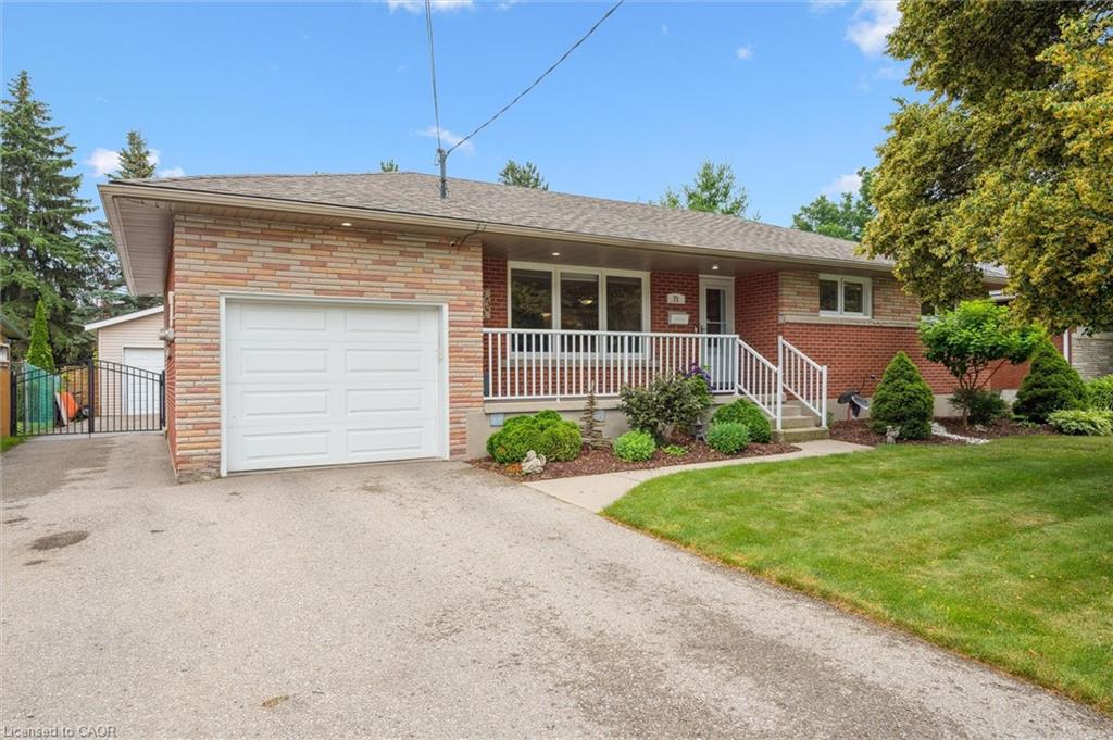 71 Pleasant Rd, Guelph, ON N1E 3Z5